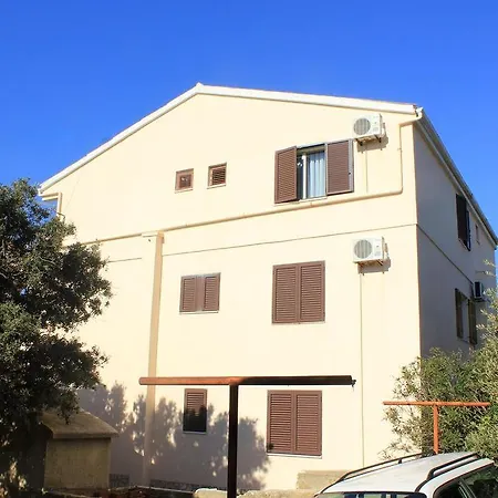 Mandre 3557a 公寓